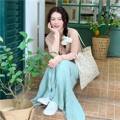 茉莉·梦妮与神奇的催眠书